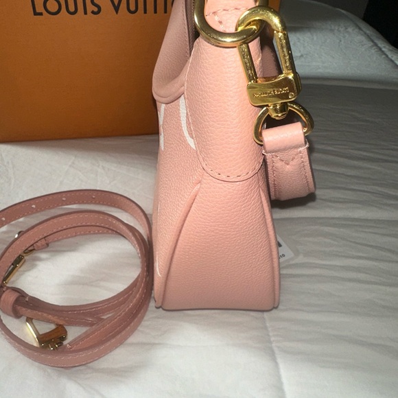 Louis Vuitton Bagatelle Bagatelle NM Bicolor Monogram Empreinte Giant - Picture 11 of 11